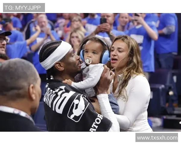 足球明星与超模携手打造时尚广告语引领潮流新风尚